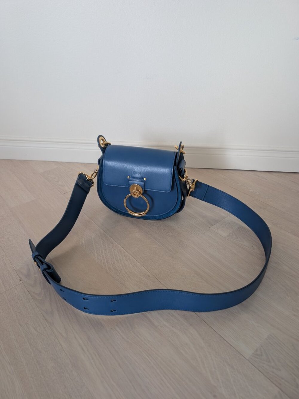 Chloe Tess small Blue - Picture 3 of 7